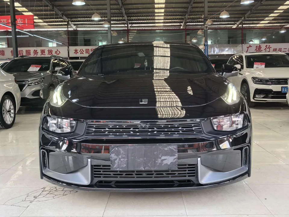 Lynk & Co 03 2022