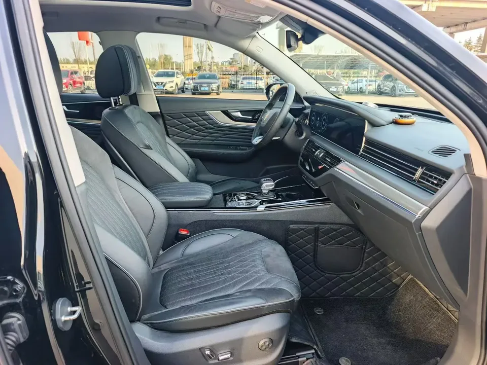 Hongqi HS5 Hongqi HS5 2022 facelift 2.0T Zhilian Qixiang four-wheel drive version 2023 — миниатюра 5