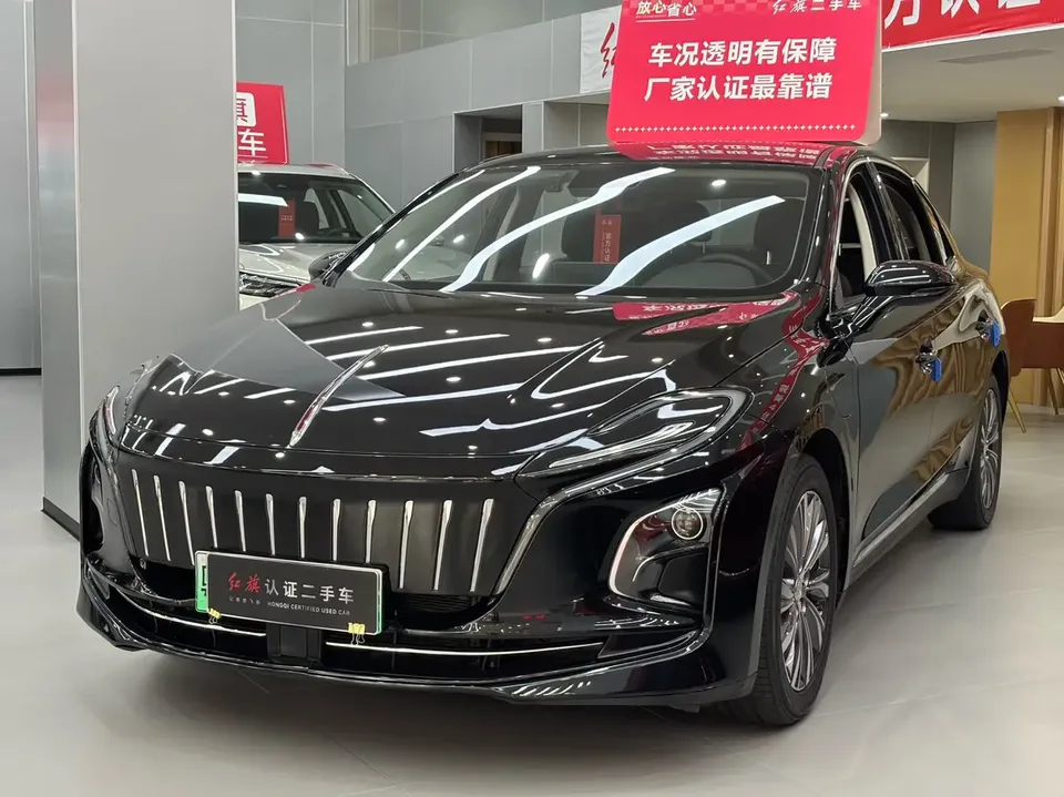 Hongqi E-QM5 2023