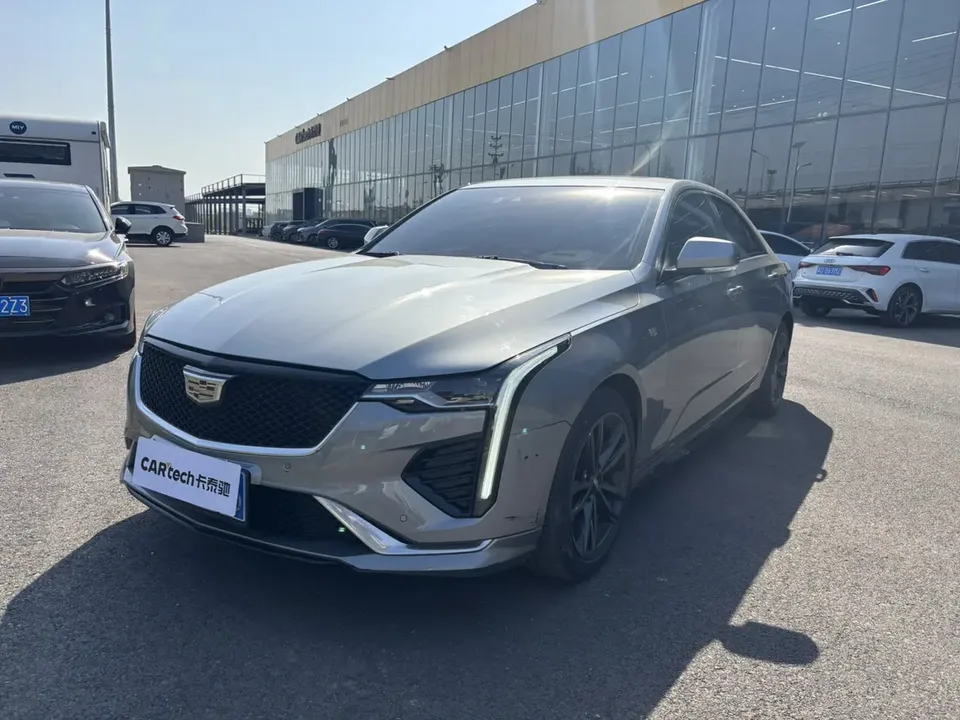 Cadillac CT4 2024