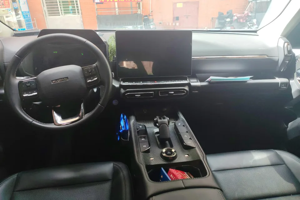 Haval Big Dog PLUS PHEV Hi4 102km Trendy Electric Edition Plus 2024 — миниатюра 4