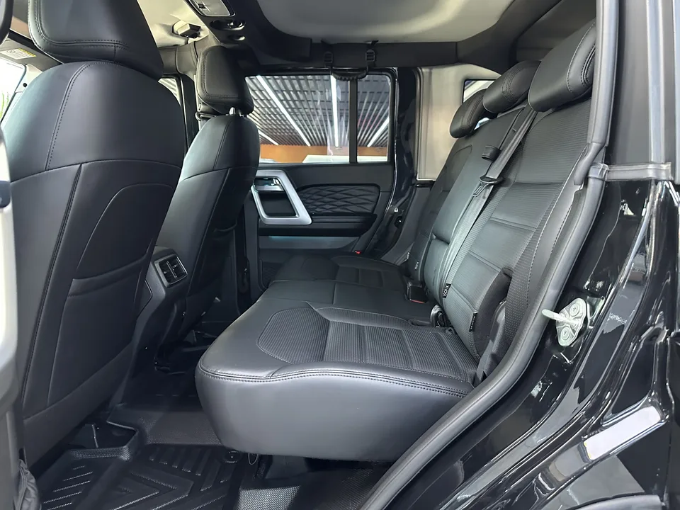 BAIC Beijing Off-road BJ40 Beijing Off-road BJ40 2023 2.0T Automatic 4WD City Hunter Edition Knight Edition 2025 — миниатюра 5