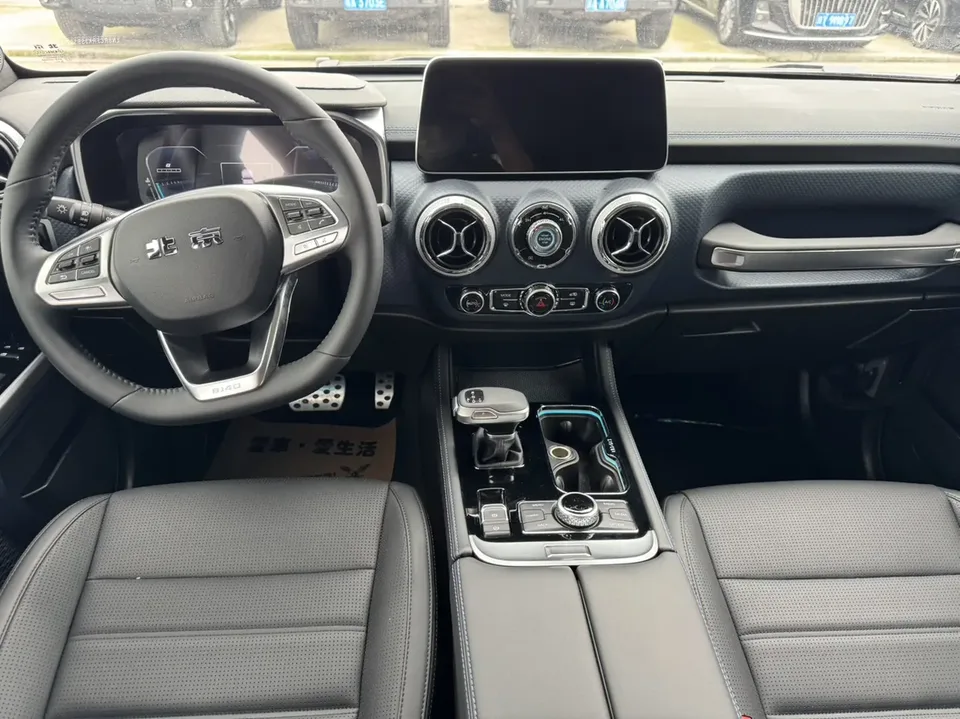 BAIC Beijing Off-road BJ40 2.0D Automatic 4WD Blade Hero Glory Edition 2025 — миниатюра 5