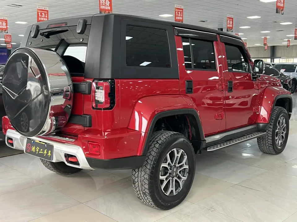 BAIC Beijing Off-road BJ40 2.0T Automatic 4WD City Hunter Glory Edition 2024 — миниатюра 2