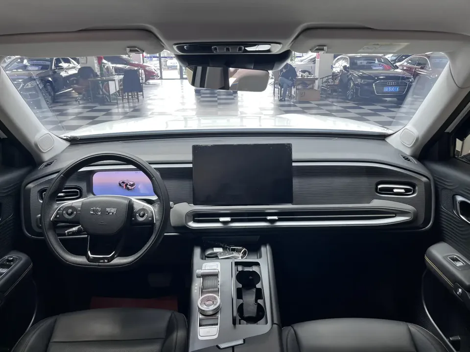 BAIC Beijing Off-road BJ30 1.5T DHT 4WD Magic Core Electric Drive Advanced Edition 2024 — миниатюра 4