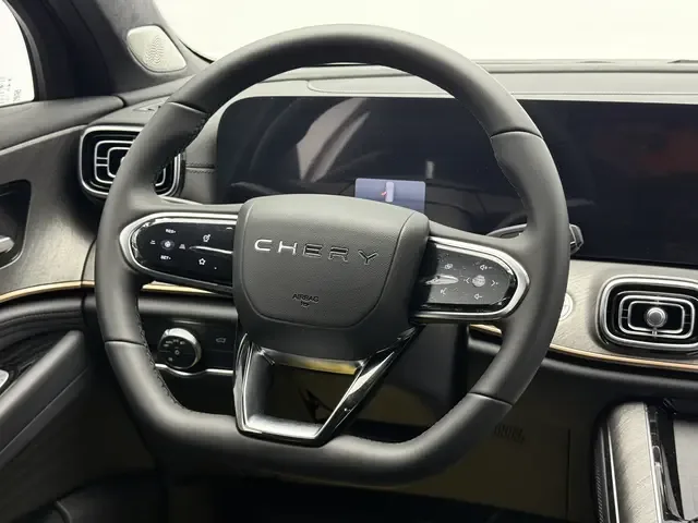 Chery Tiggo 9 Tiggo 9 2025 2.0T DCT 2WD Luxury Edition 2026 — миниатюра 4