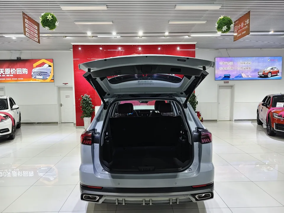 Chery Tiggo 8 Pro 290T 2WD Storm Edition 7 Seaters 2022 — миниатюра 5