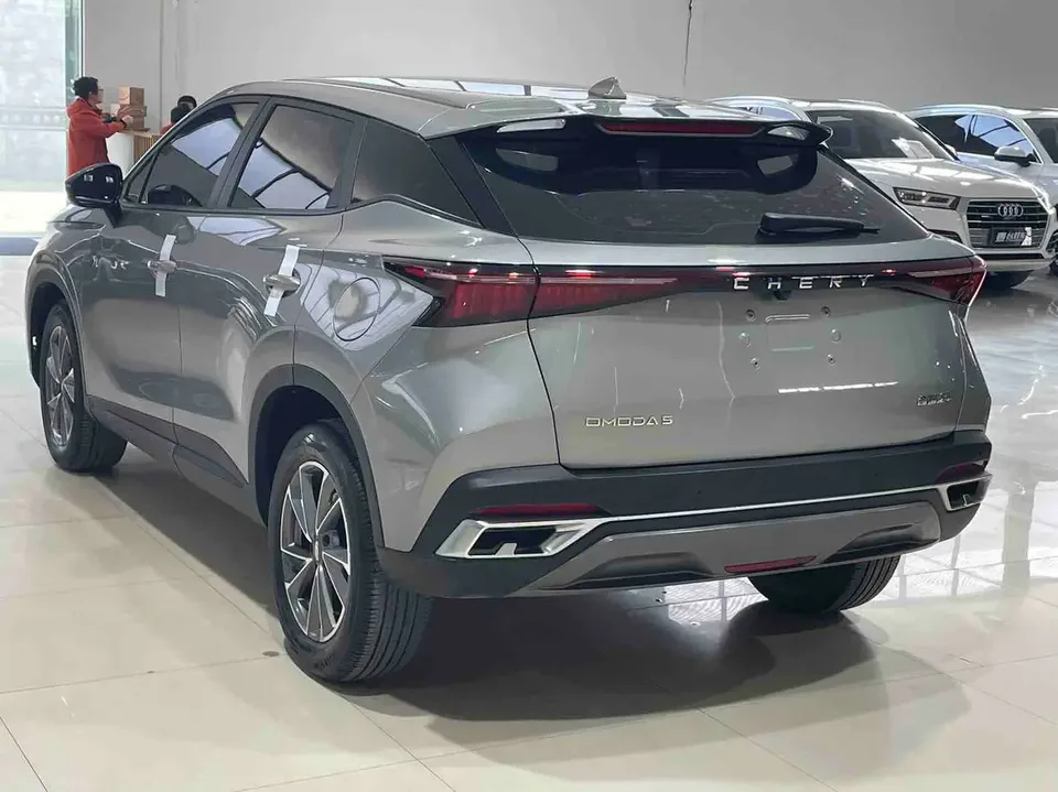 Omoda C5 1.5T CVT Yujie Edition 2022 — миниатюра 4