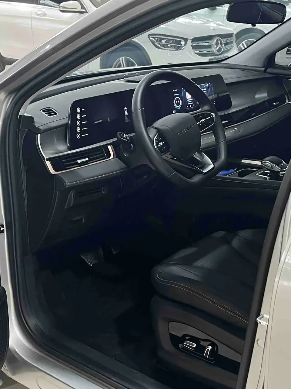 Omoda C5 1.5T CVT Yujie Edition 2022 — миниатюра 5