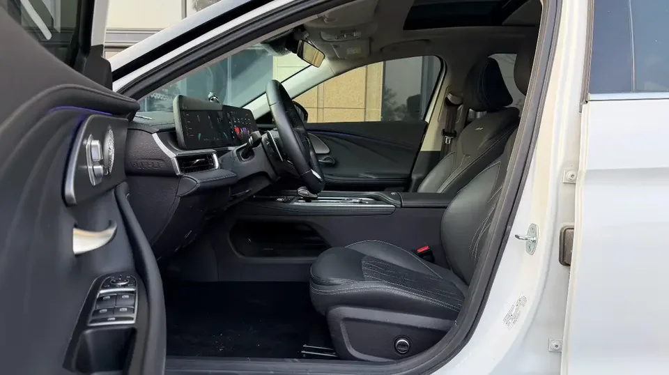 Chery Arrizo 8 1.6TGDI DCT Rui 2024 — миниатюра 5