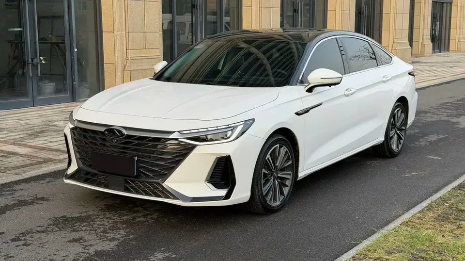 Chery Arrizo 8 2024
