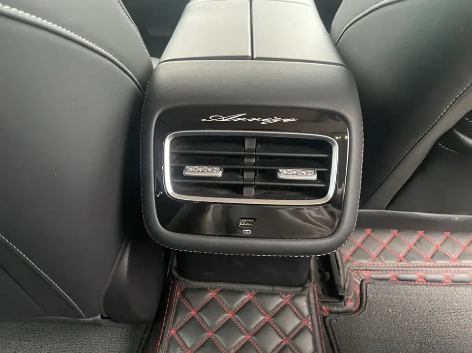 Chery Arrizo 8 1.6TGDI DCT 2023 — миниатюра 3