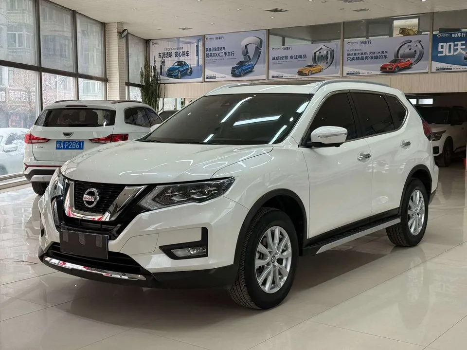 Nissan X-Trail Qijun 2022 Modified 2.0L 2WD Intelligent Link Premium Edition 2023 — photo 1, buy with delivery to Moscow