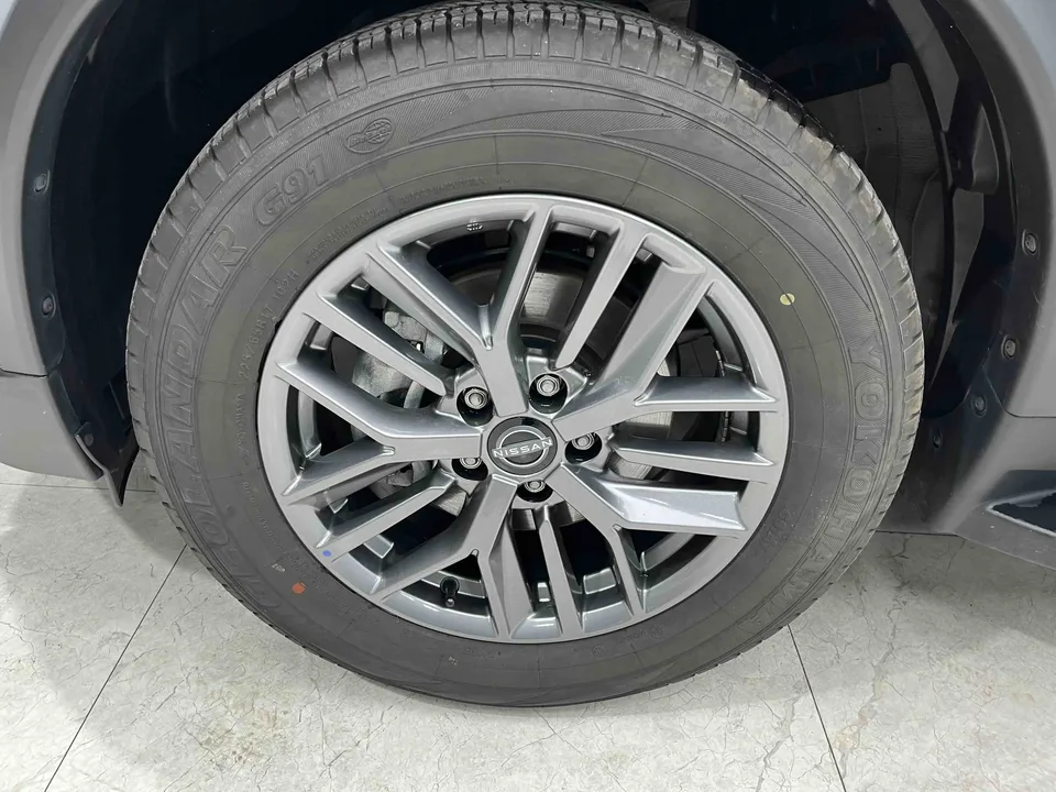 Nissan X-Trail X-Trail Honor 2.0L 2WD Leading Edition 2025 — миниатюра 2