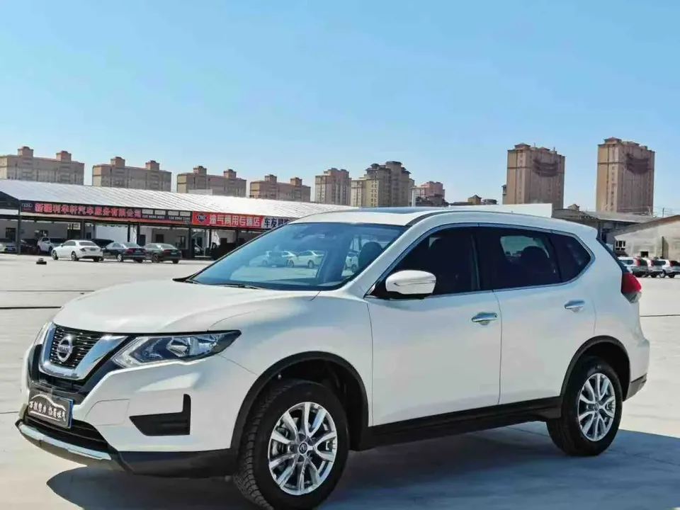 Nissan X-Trail Qijun 2022 X-Trail 2022 2.0L 2WD Intelligent Link Premium Edition 2024 — photo 1, buy with delivery to Moscow