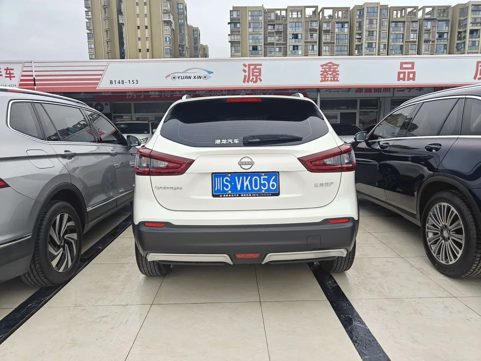 Nissan Qashqai Classic 2.0L Leading Edition 2024 — миниатюра 2