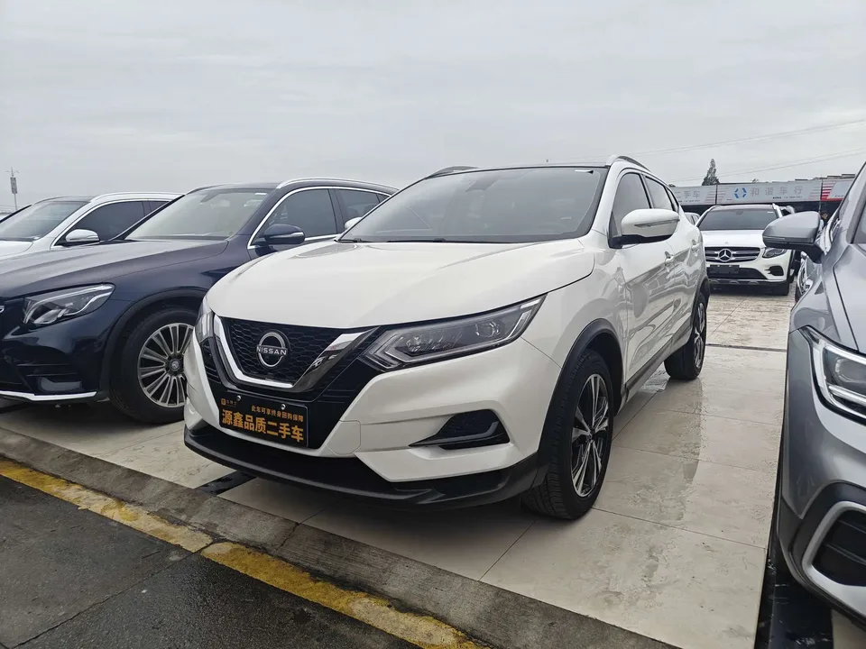 Nissan Qashqai Classic 2.0L Leading Edition 2024 — фото 1, купить с доставкой в Москву