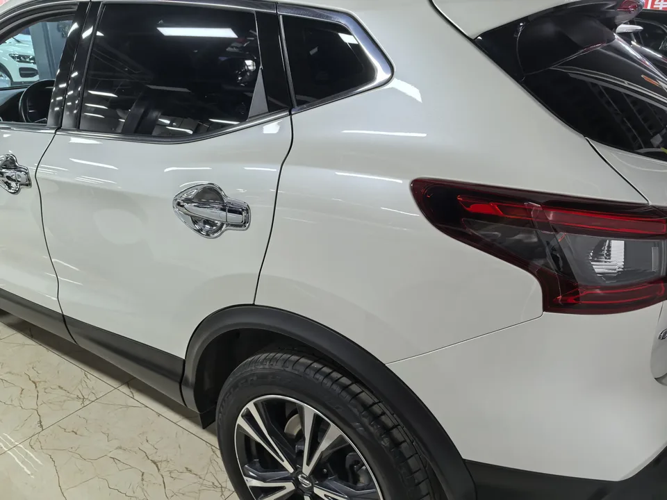 Nissan Qashqai Qashqai 2022 2.0L XV Prem. Deluxe Edition 2023 — миниатюра 4