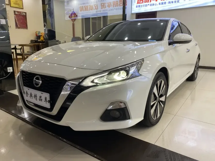 Nissan Altima Teana 2021 2.0L XL Comfort Edition 2022 — фото 1, купить с доставкой в Москву