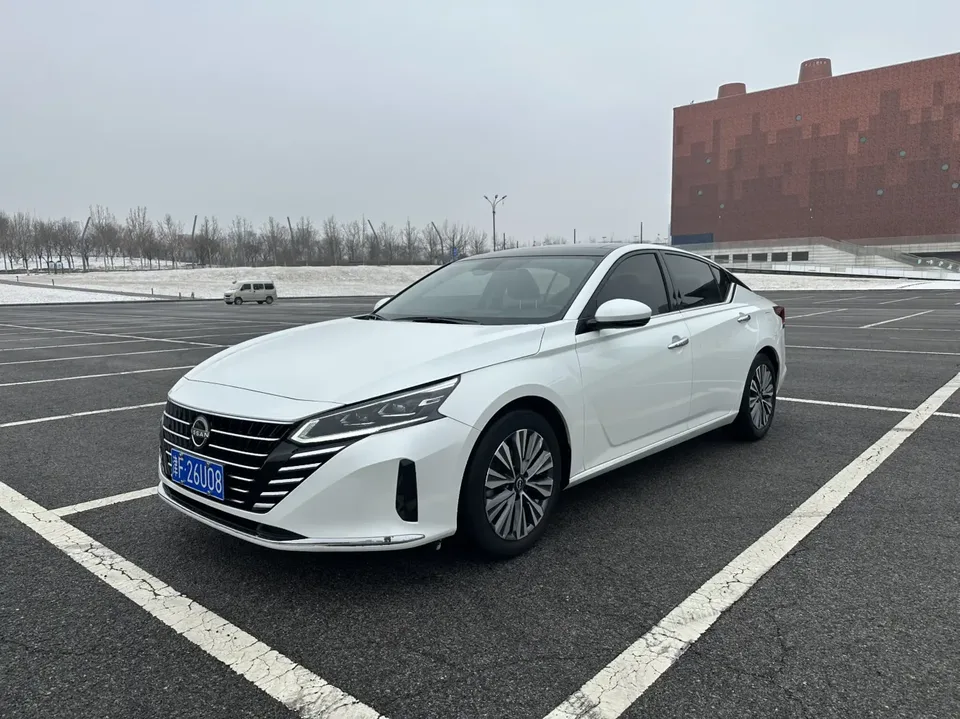 Nissan Altima Sound of nature 2022 2.0L XL-TLS Enjoy Edition 2023 — photo 1, buy with delivery to Moscow