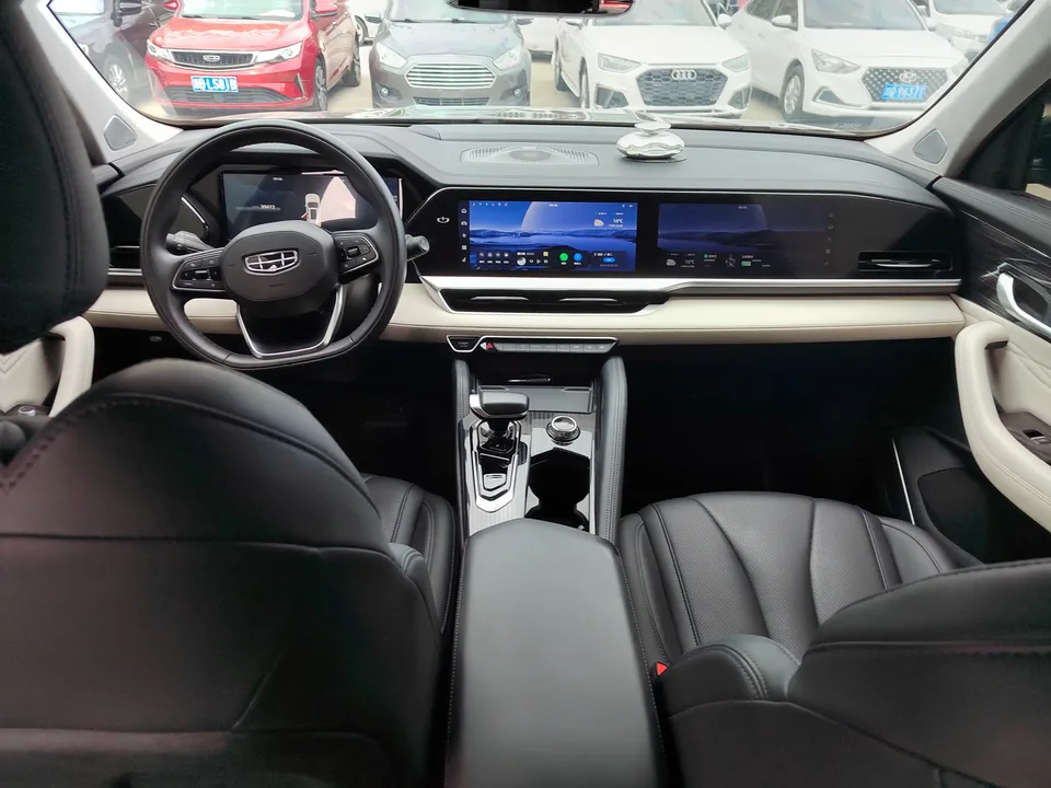 Geely Monjaro 2.0TD High Power Automatic 2WD Flagship Model 2023 — миниатюра 3