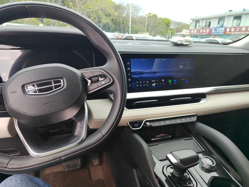 Geely Monjaro 2.0TD High Power Automatic 2WD Flagship Model 2023 — миниатюра 5