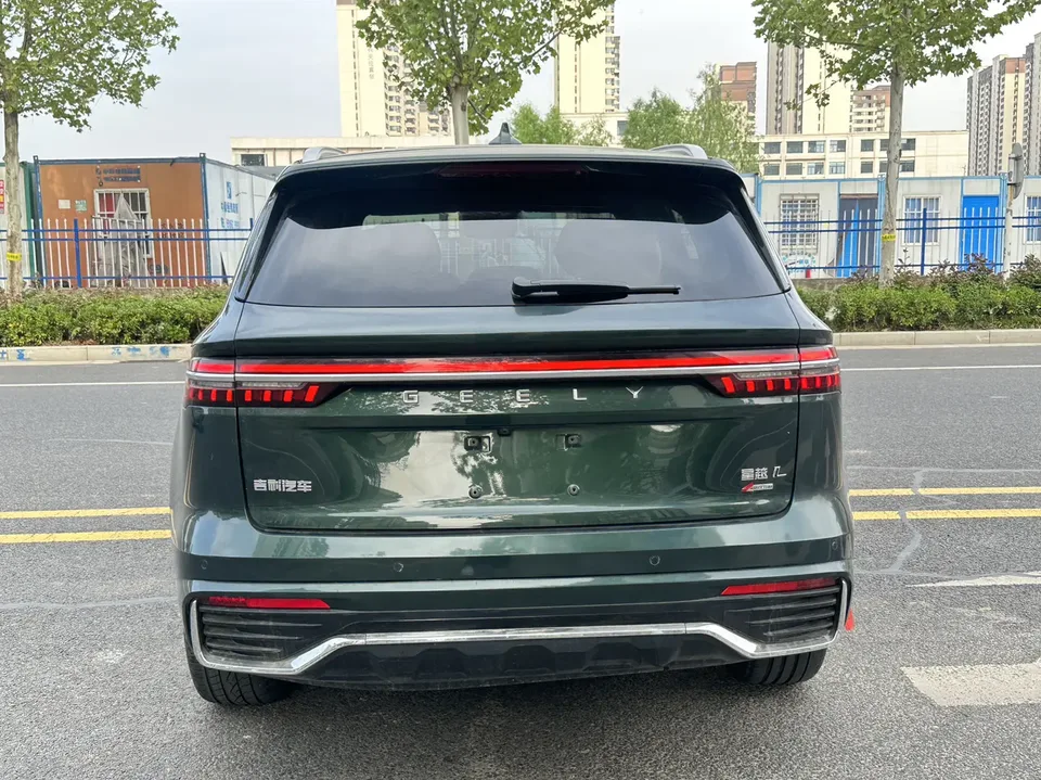 Geely Monjaro Xingyue L 2025 2.0TD High Power Automatic 2WD Dongfang Yao Lanxing Edition 2024 — миниатюра 2