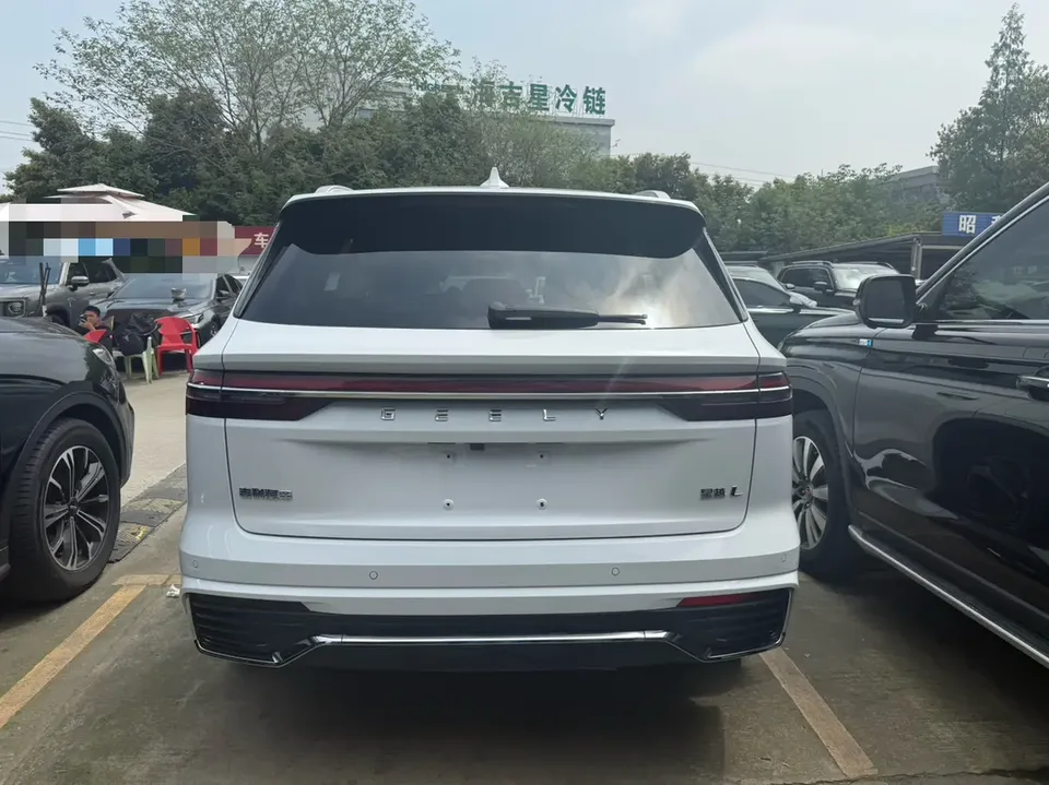 Geely Monjaro 2.0TD DCT EVO 2WD Smart Edition 2022 — миниатюра 2