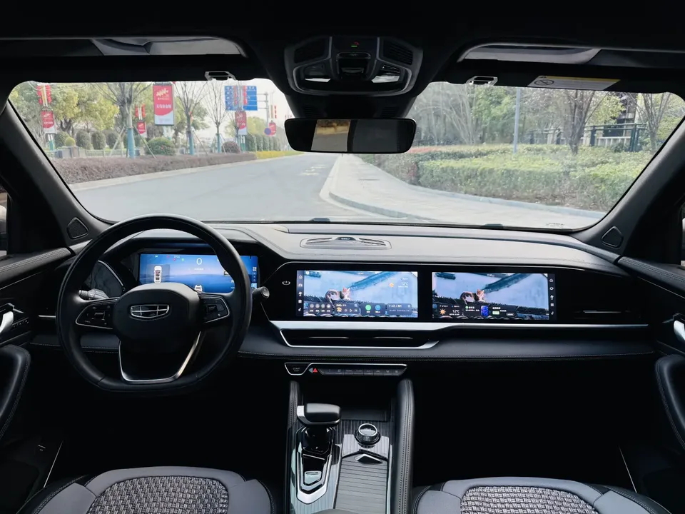 Geely Monjaro 2.0TD DCT EVO 2WD Changfeng Edition 2024 — миниатюра 5