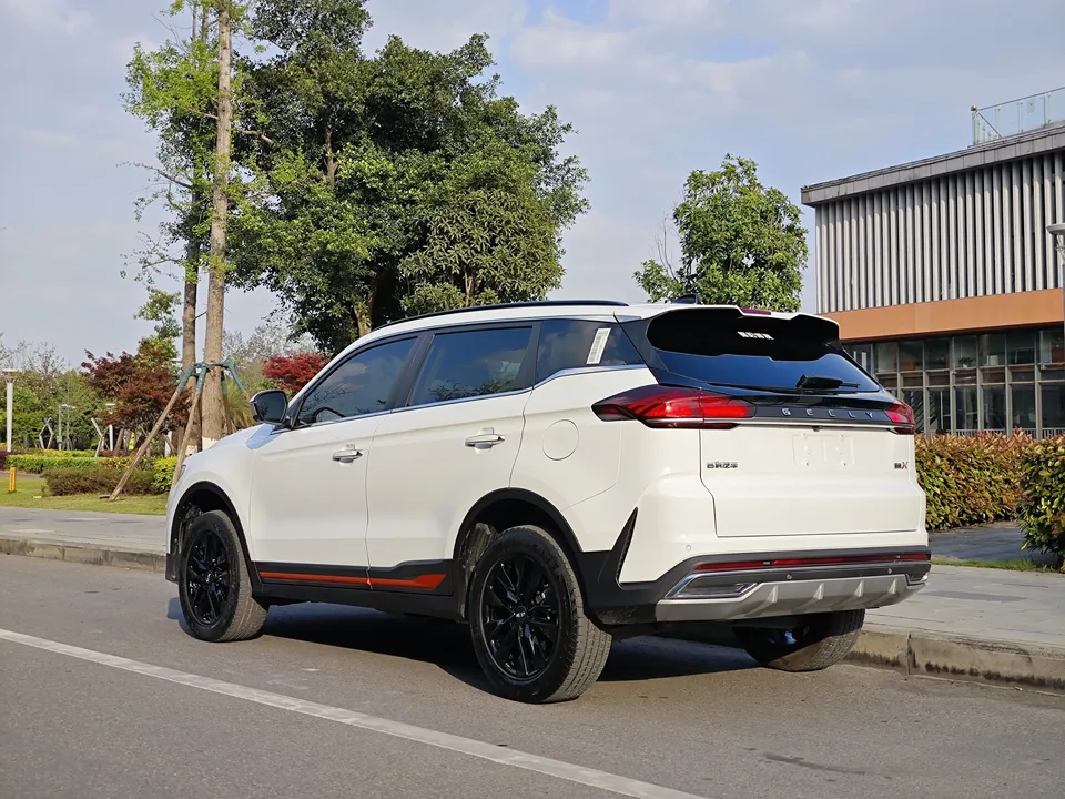 Geely Atlas Boyue 2022 Boyue X 1.8TD DCT Intelligent Edition 2022 — миниатюра 4