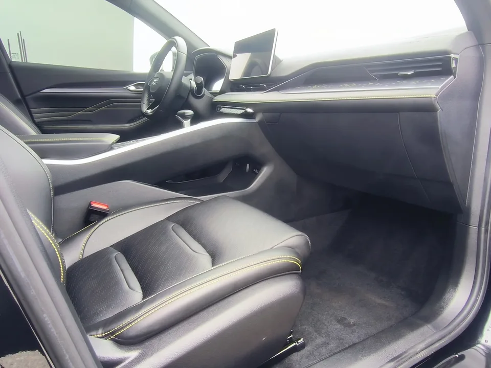 Geely Xing Rui 1.5T Fuyao Edition 2024 — миниатюра 3