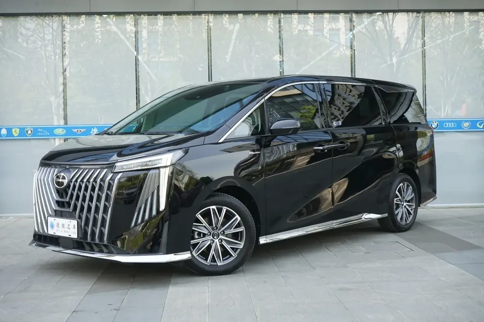 GAC Trumpchi M8 2025