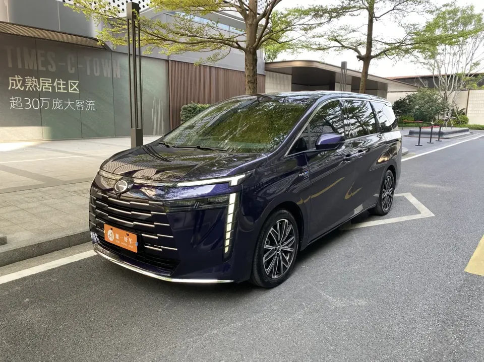 GAC Trumpchi E8 PHEV 2024