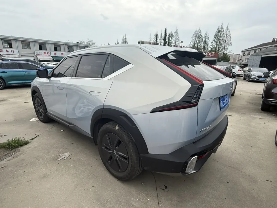 GAC Trumpchi Shadowcool Yingku 1.5T Supernova Max Edition 2023 — миниатюра 4