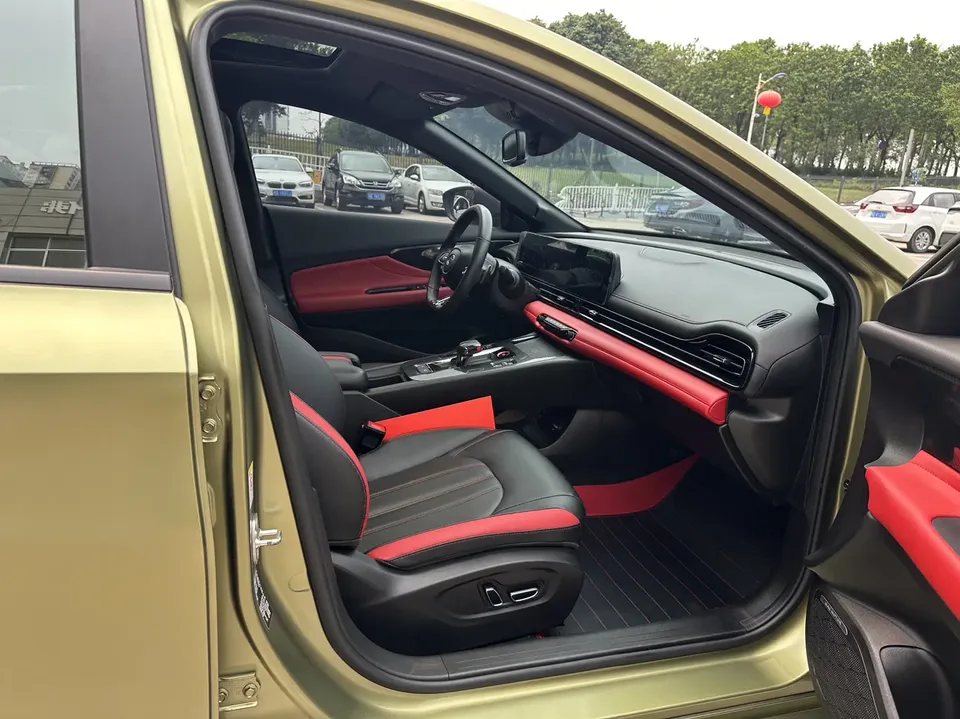 GAC Trumpchi Shadow Leopard 270T J16 Edition 2022 — миниатюра 3