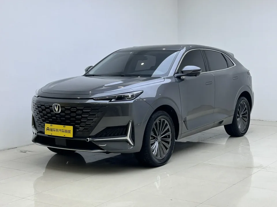 Changan UNI-K 2.0T Excellence Edition 2023 — фото 1, купить с доставкой в Москву