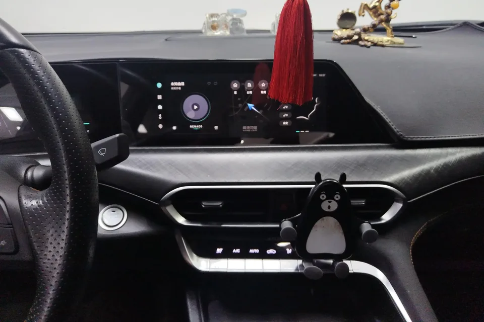 Changan UNI-T Changan UNI-T 2022 1.5T Premium Edition 2022 — миниатюра 5