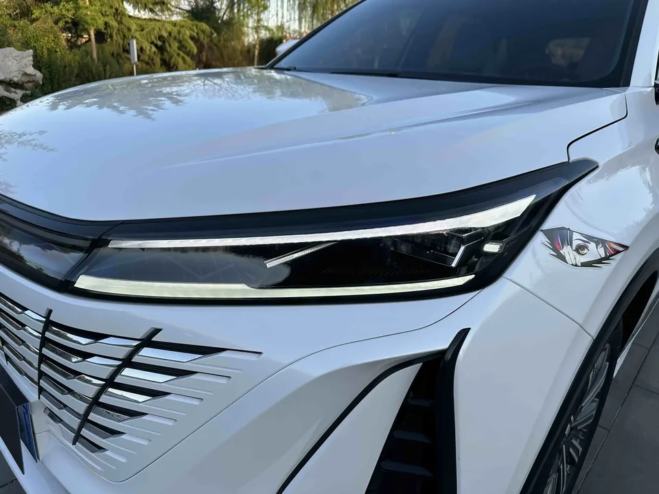 Changan CS75PLUS third generation 1.5T automatic premium model 2023 — миниатюра 3