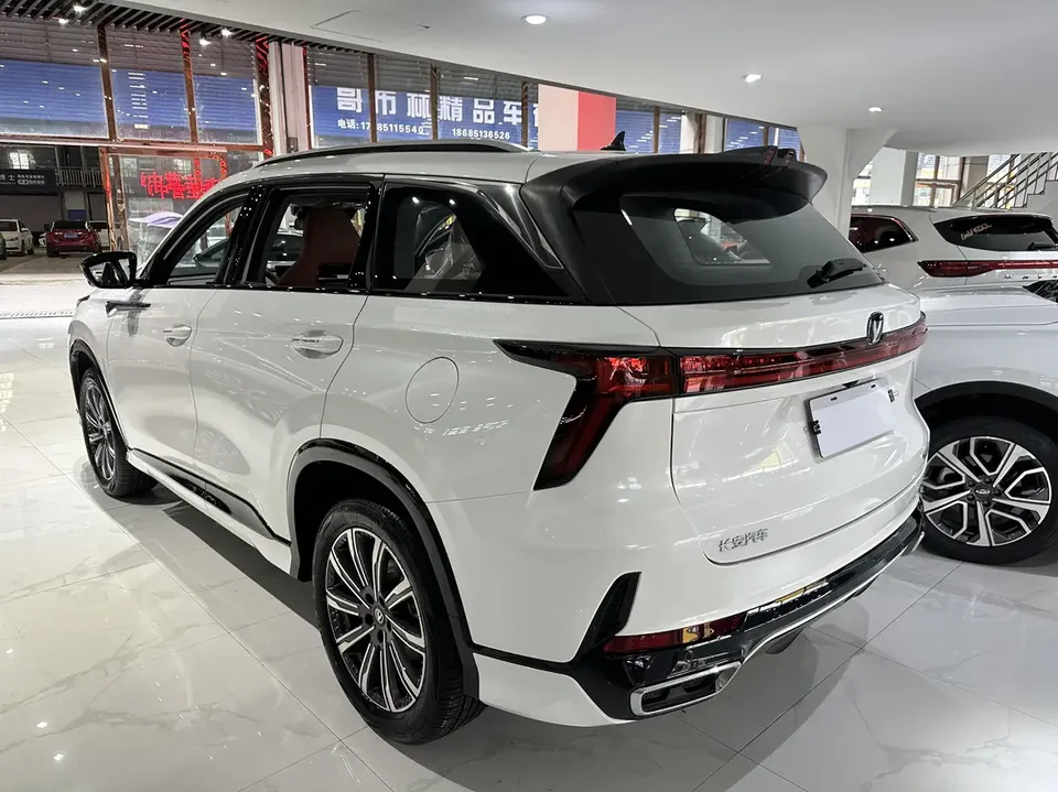 Changan CS75PLUS Changan CS75 PLUS 2026 Third Generation Smart Champion Edition 1.5T New Blue Whale Intelligent Navigation Model 2026 — миниатюра 4