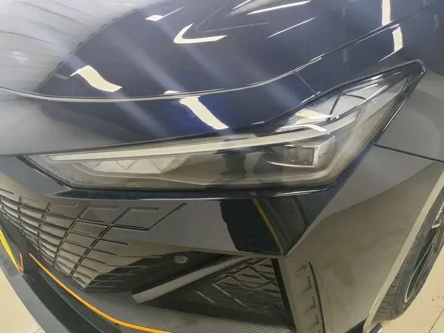 Changan UNI-V 1.5T Sports Edition 2024 — миниатюра 5