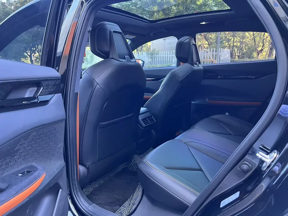 Changan UNI-V 1.5T Sports Edition 2022 — миниатюра 4