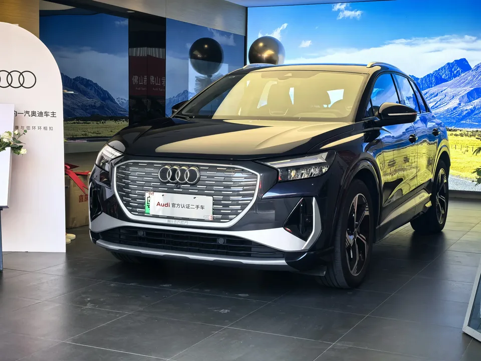 Audi Q4 e-tron 2025