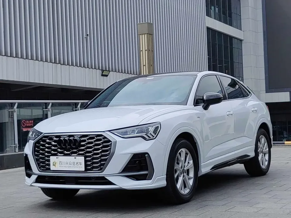 Audi Q3 SPORTBACK 35 TFSI Enterprising (1.5T) 2024 — миниатюра 4