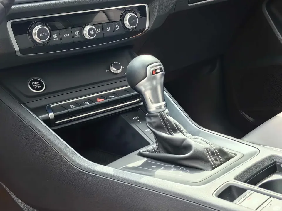 Audi Q3 SPORTBACK 35 TFSI Enterprising (1.5T) 2024 — миниатюра 5