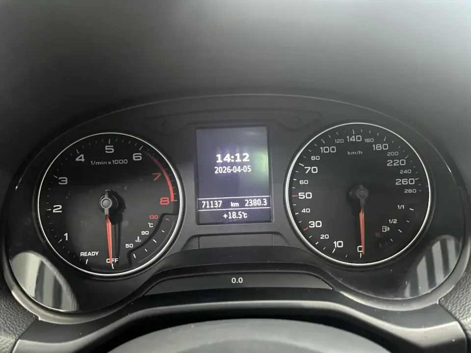 Audi Q2L Audi Q2L 2022 35 TFSI aggressive and dynamic model 2023 — миниатюра 5
