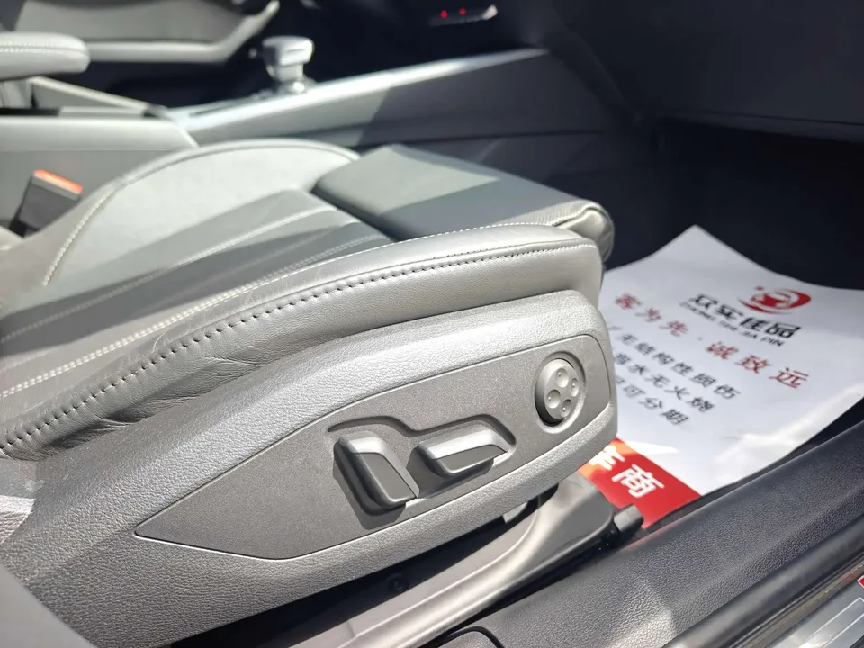 Audi a4 l A4L 2022 Audi A4L 2022 40 TFSI Fashion Dynamic Edition 2022 — thumbnail 4