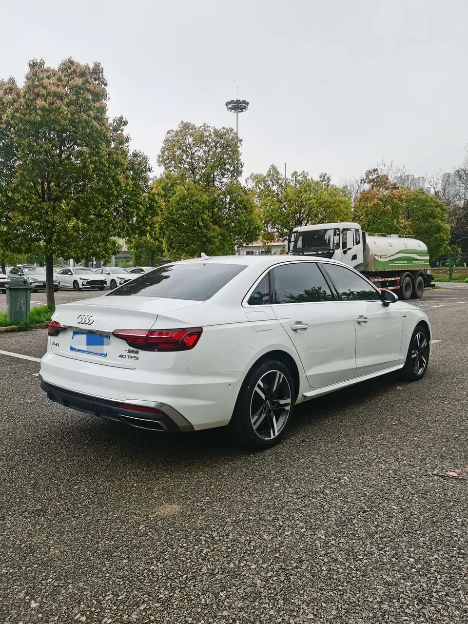 Audi a4 l A4L 2022 Audi A4L 2022 40 TFSI luxury and dynamic model 2022 — thumbnail 5