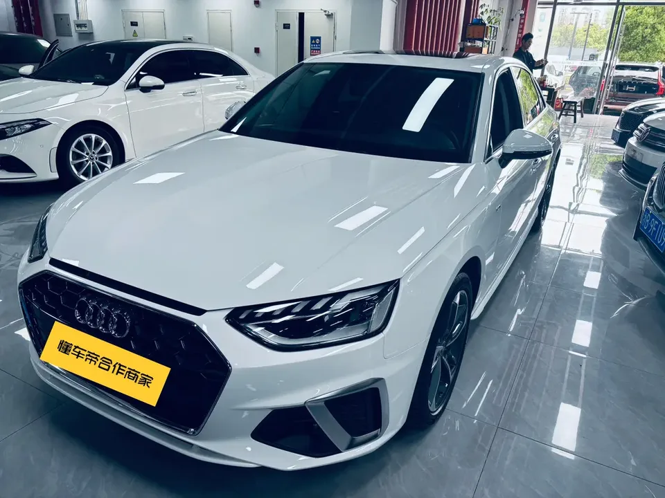 Audi a4 l 2024