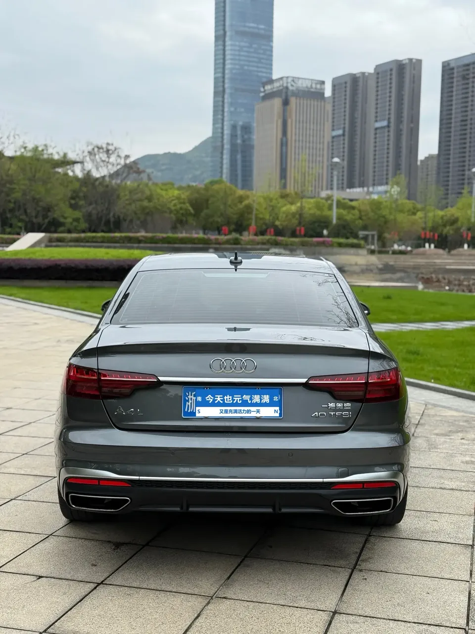 Audi a4 l A4L 2021 40TFSI Advanced Life Edition 2022 — thumbnail 4