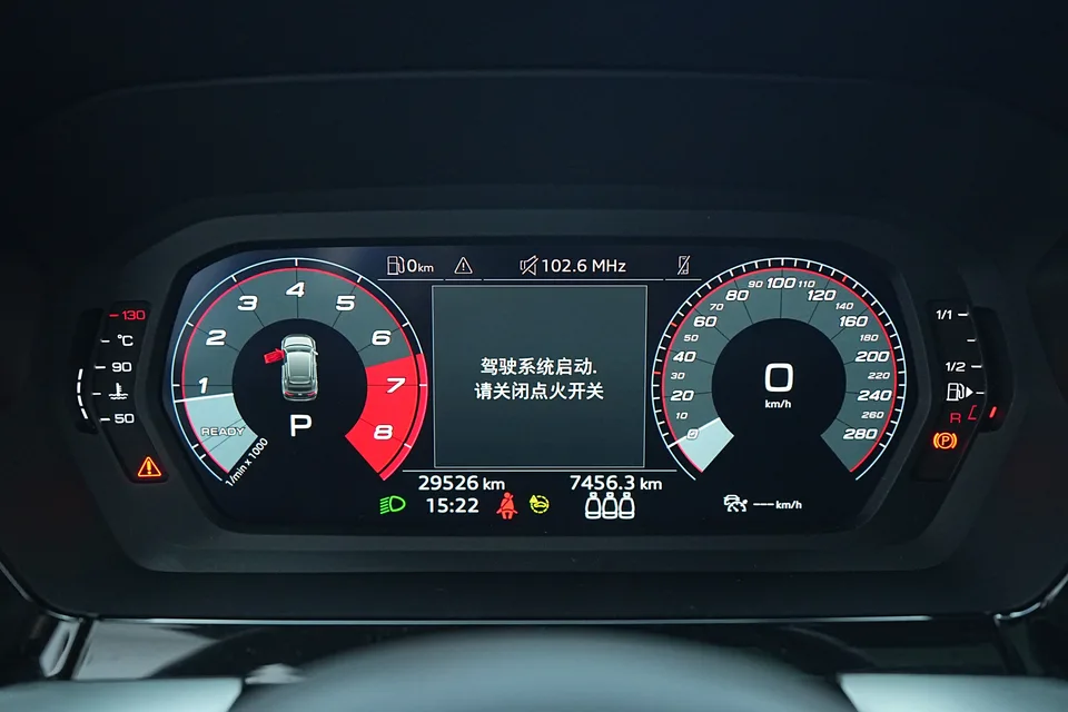 Audi A3 Sportback 35 TFSI stylish and sporty 2022 — миниатюра 2